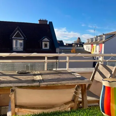 Apartment Grand Sous Les Toits